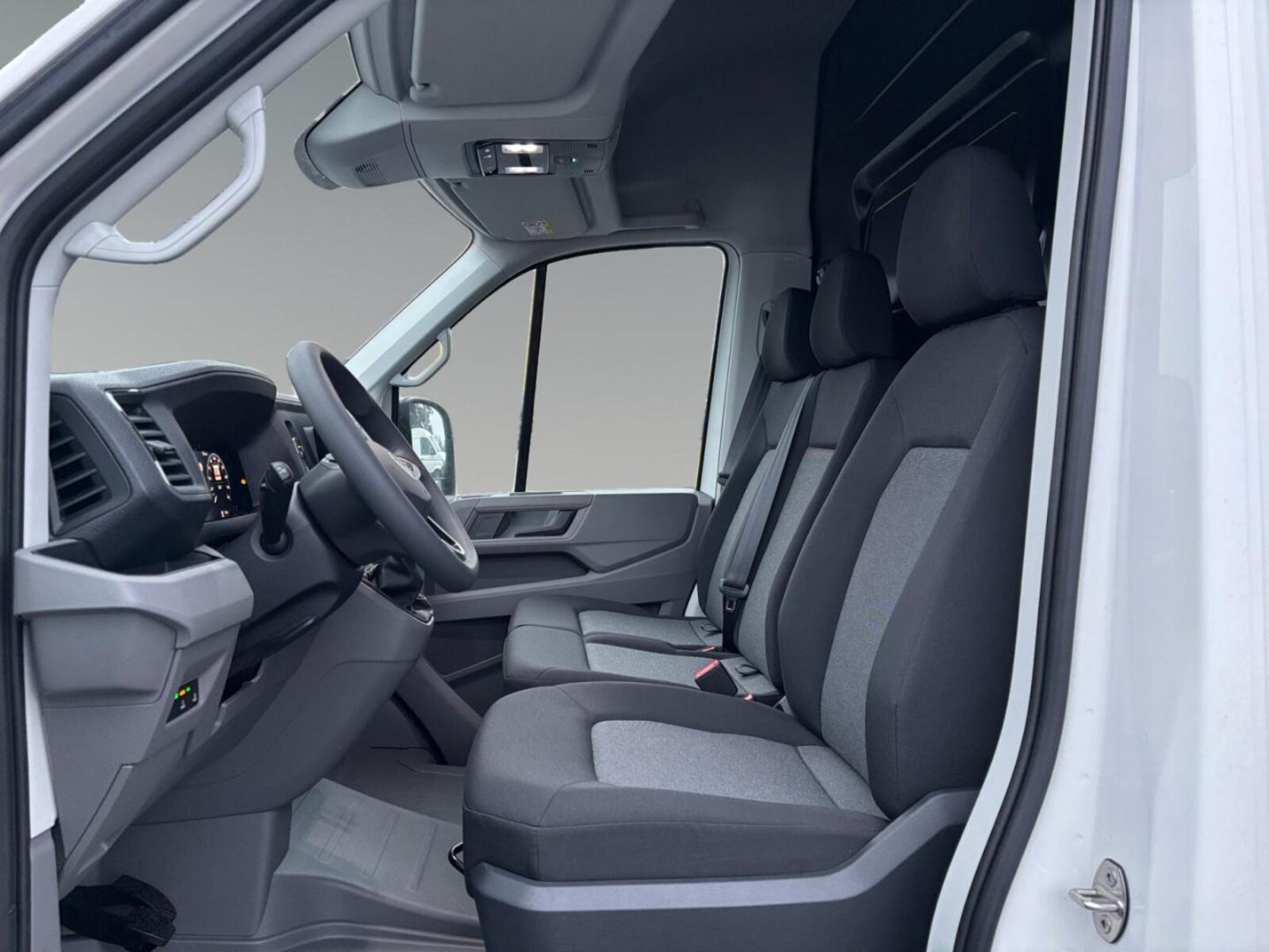 Volkswagen Crafter Kasten mittlerer Radstand – Bild 7