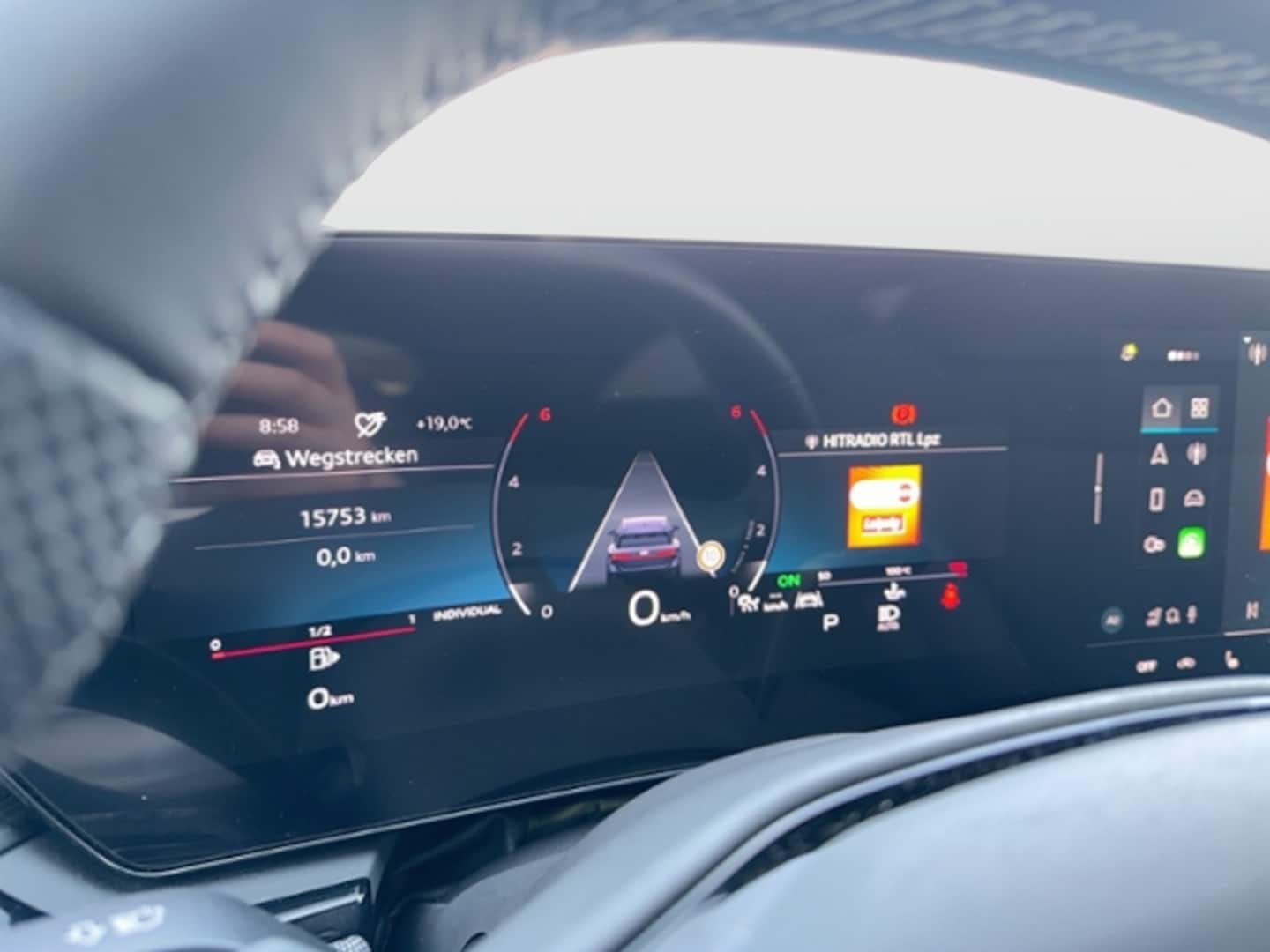 Bild über Audi A6 Avant edition one TDI quattro 150 kWS tronic - für weitere Informationen kontaktieren Sie den Audi Partner