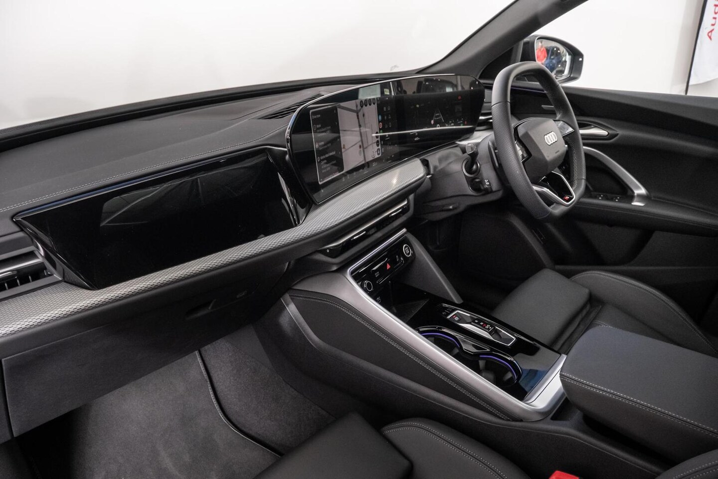 Image about Audi Q5 SUV TDI quattro 150 kW sport