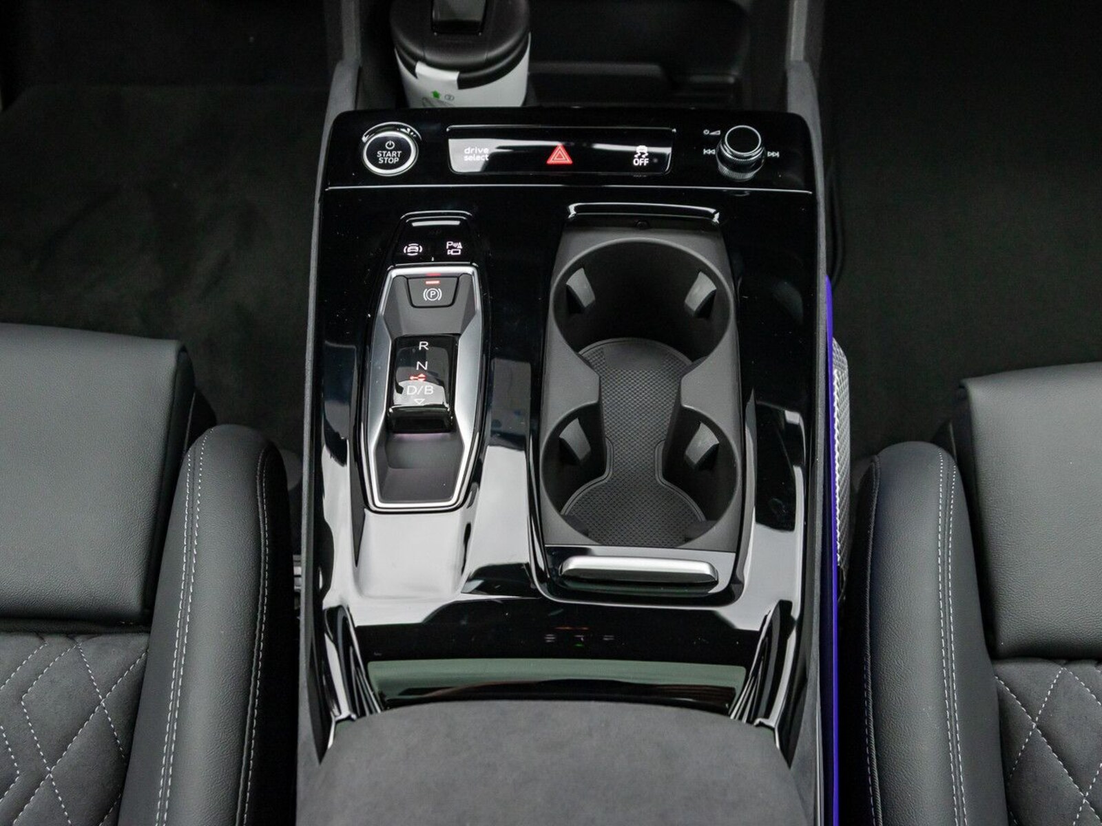 Audi Q6 Sportback e-tron – Bild 17