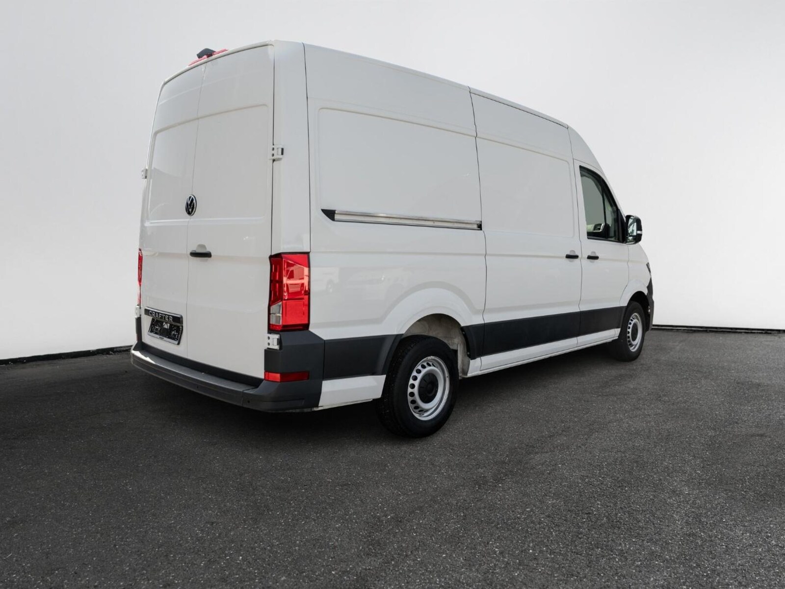 Volkswagen Crafter Kasten mittlerer Radstand – Bild 4