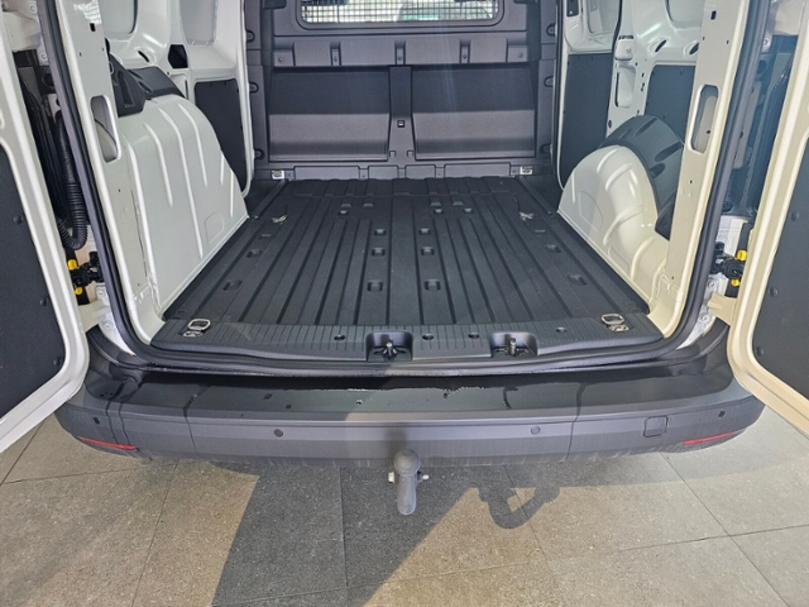Volkswagen Caddy Cargo – Bild 5