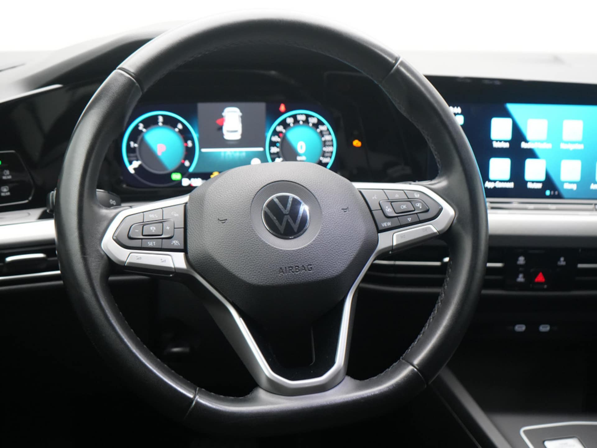 Volkswagen Golf Variant Life