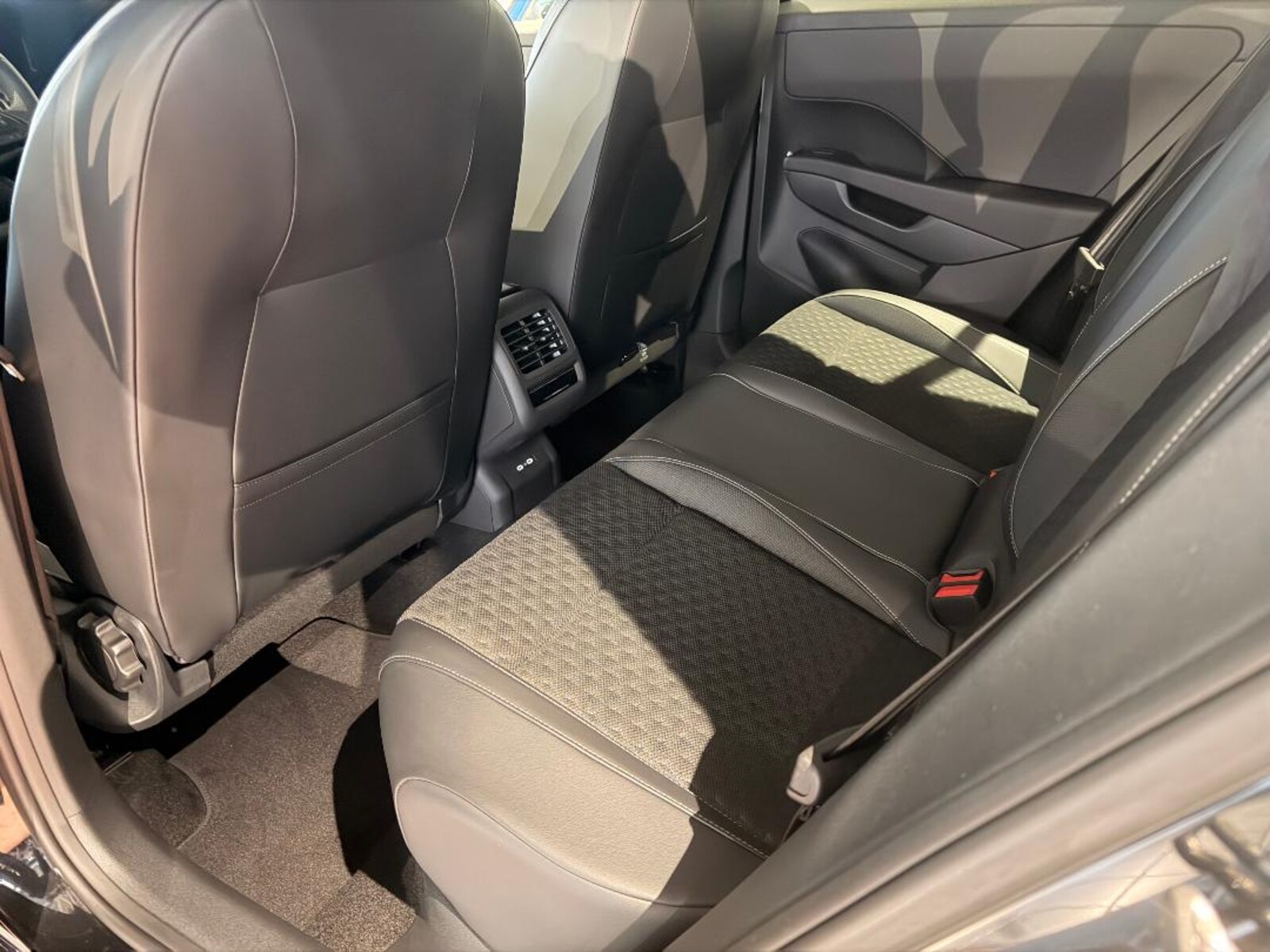 Volkswagen T-Roc – Bild 41