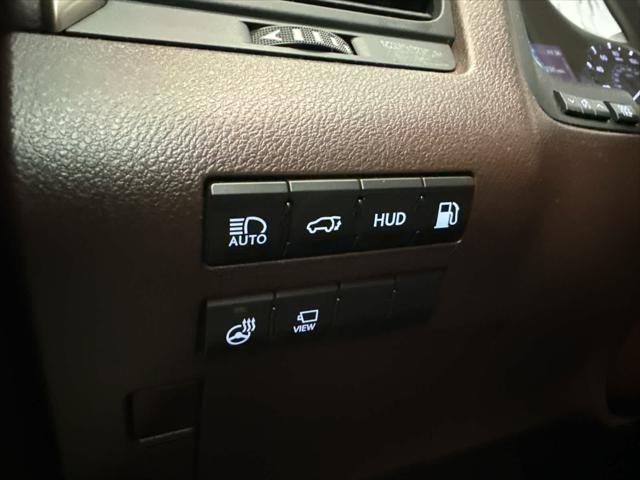 2019 LEXUS RX - Image 19