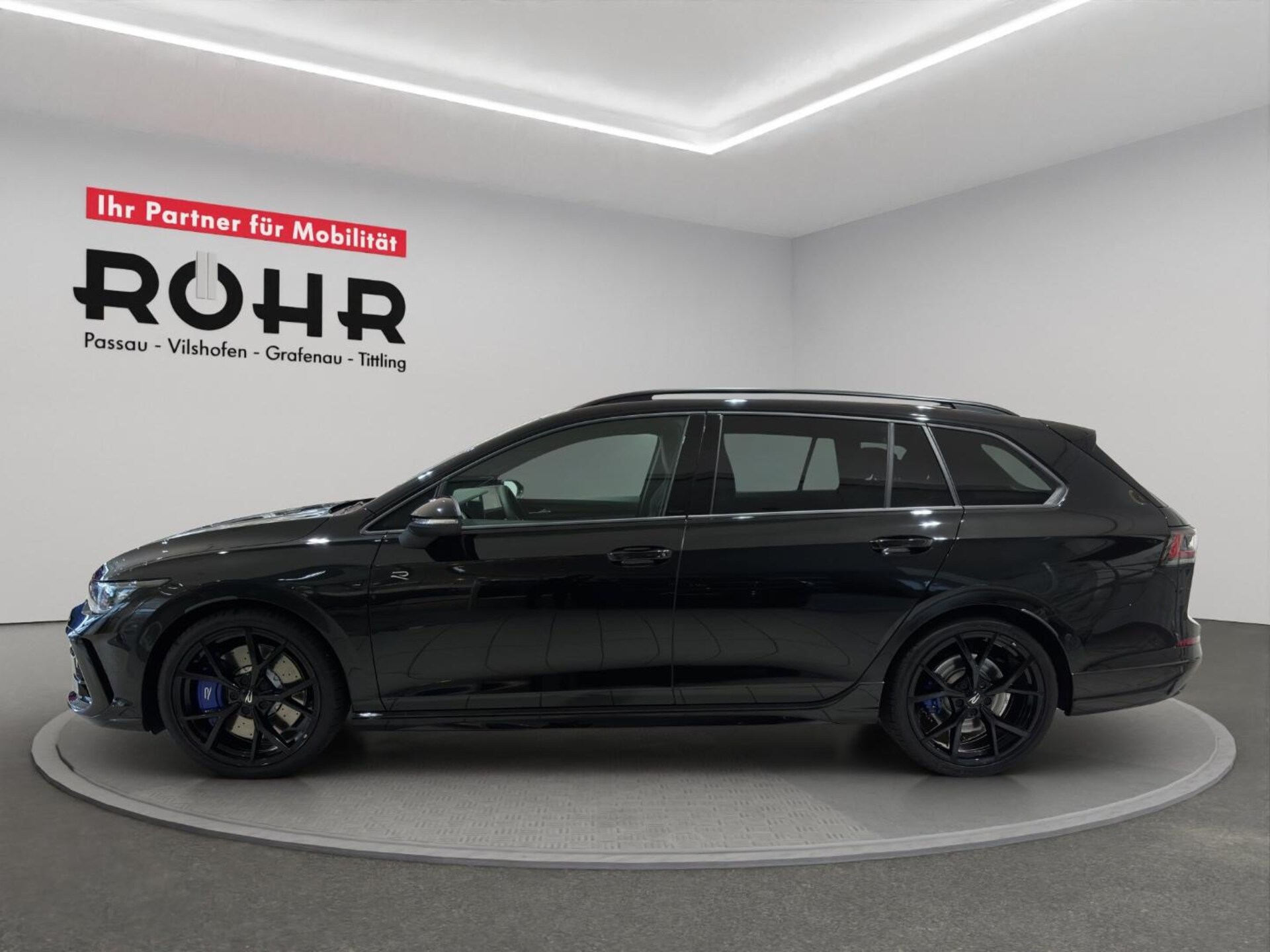 Volkswagen Golf Variant R