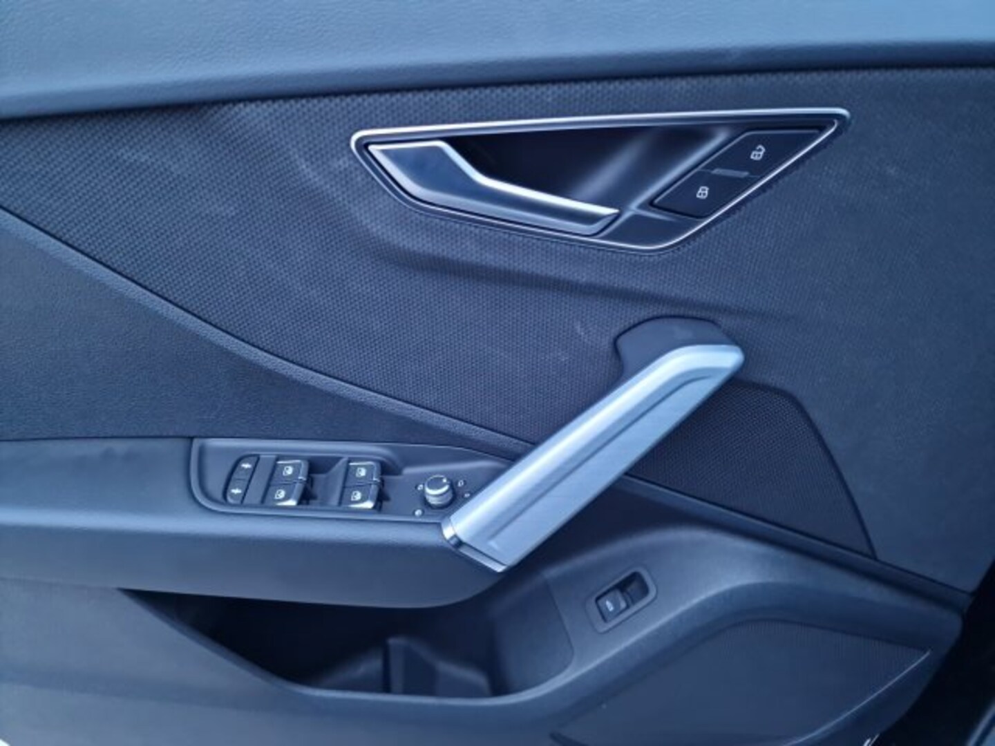 Bild über Audi Q2 S line 35 TDI S tronic - für weitere Informationen kontaktieren Sie den Audi Partner