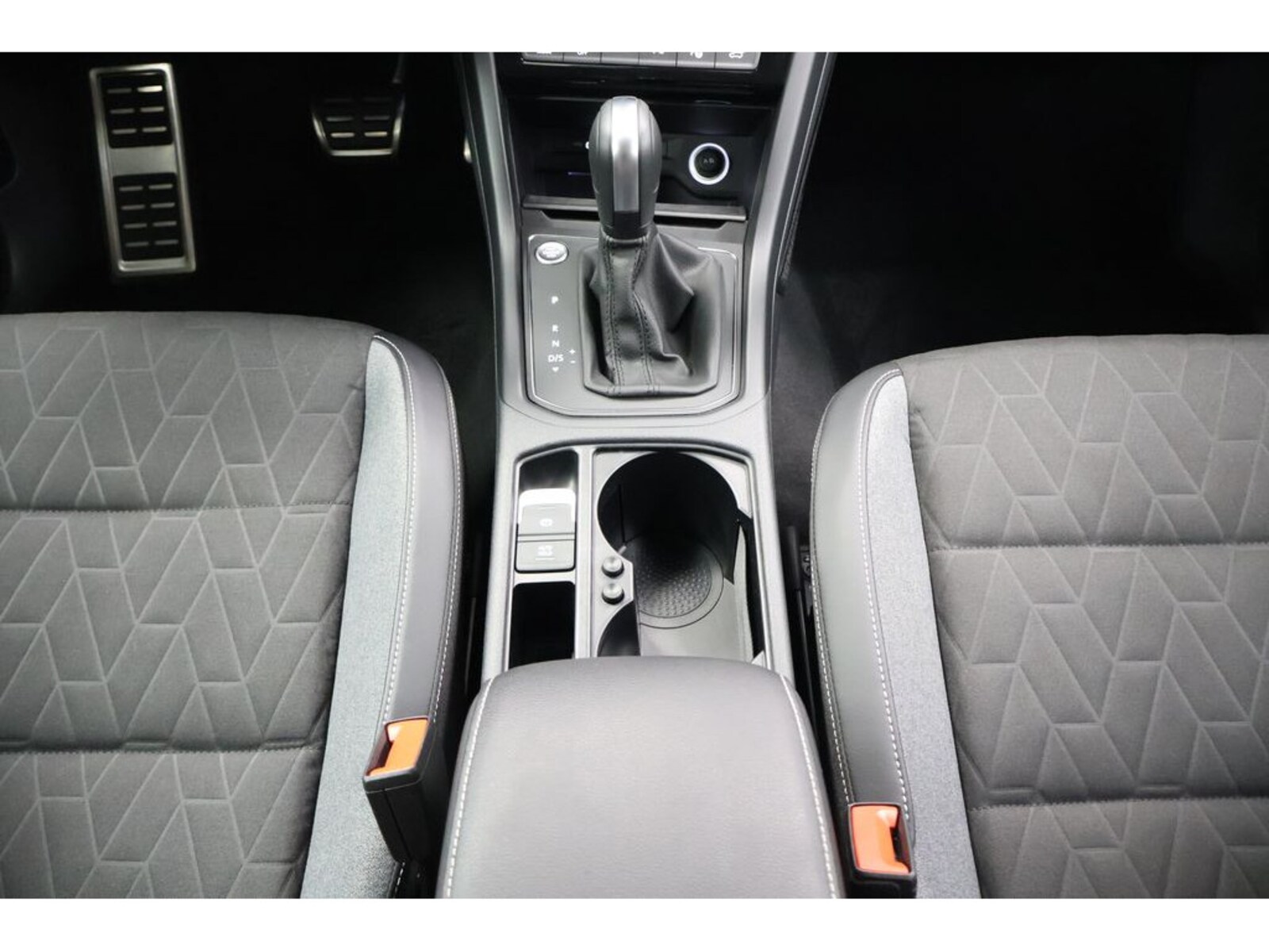 Volkswagen Touran – Bild 13