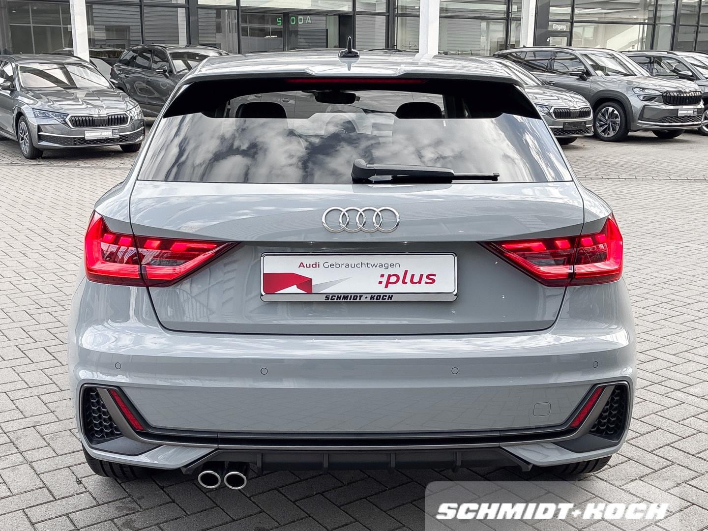 Bild über Audi A1 Sportback S line 40 TFSI S tronic - für weitere Informationen kontaktieren Sie den Audi Partner