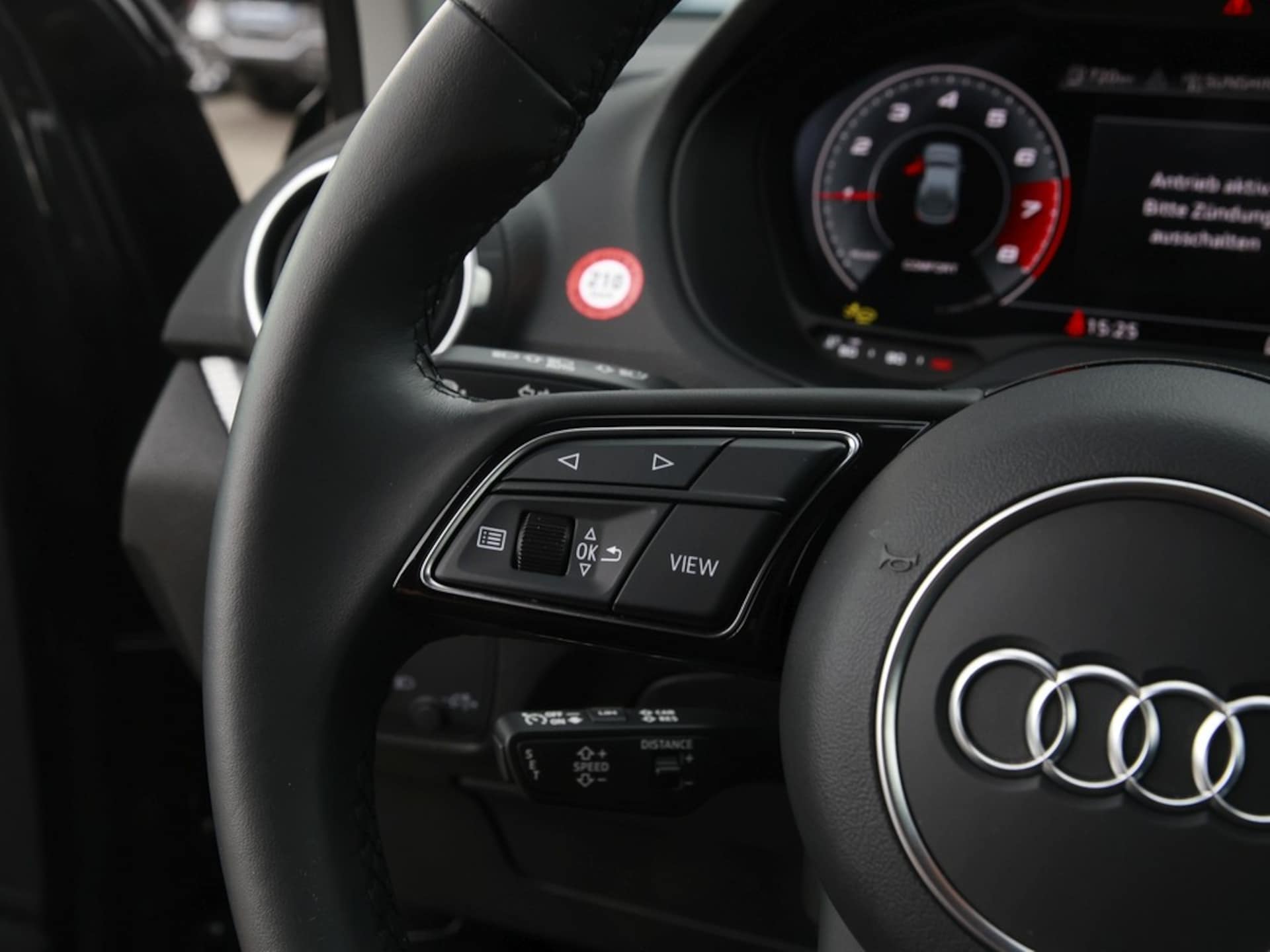 Audi Q2 S line