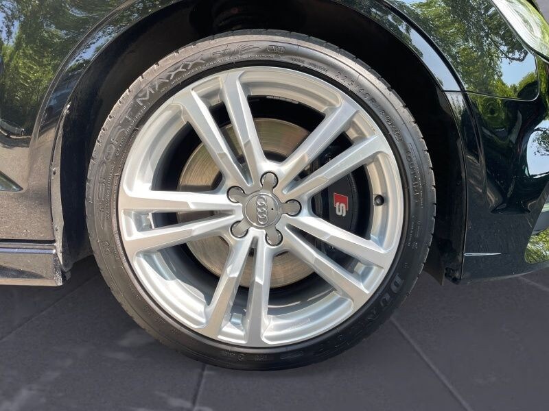 Image about Audi S3 Limousine TFSI quattro S tronic