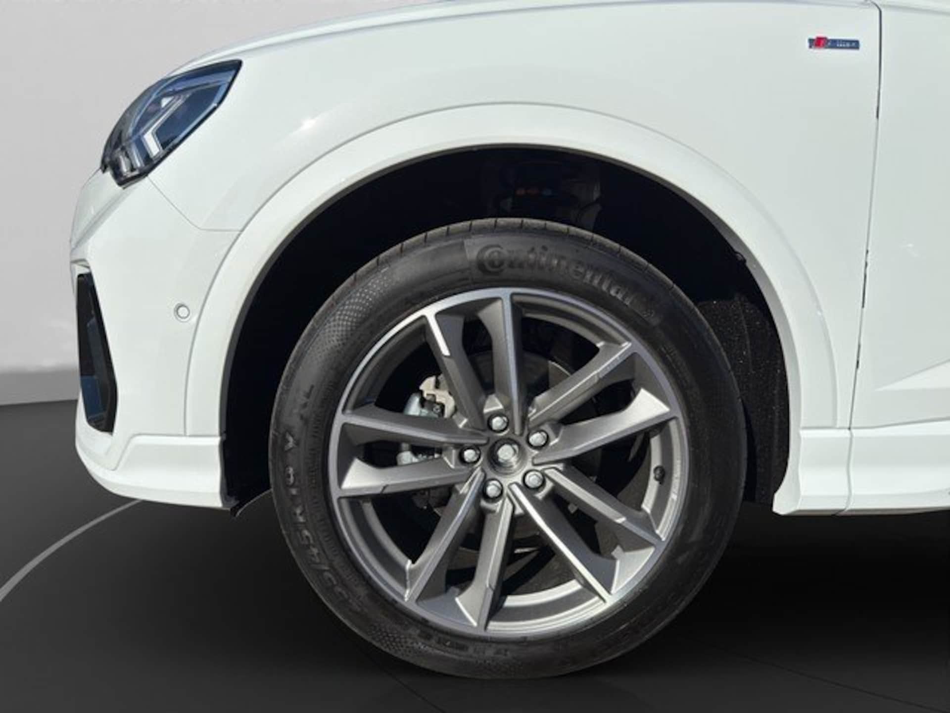 Audi Q3 Sportback S line