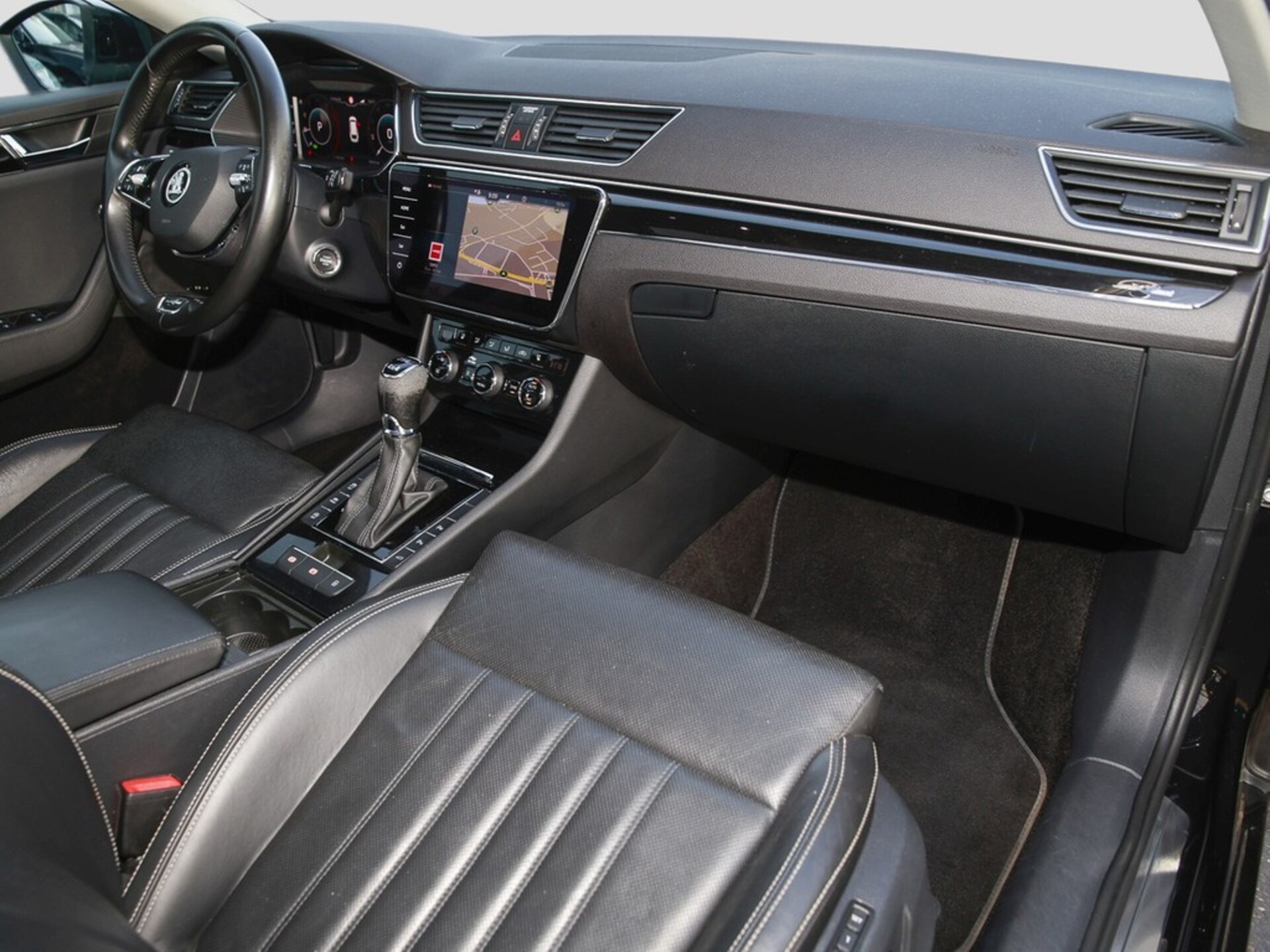 Skoda Superb Combi Laurin & Klement