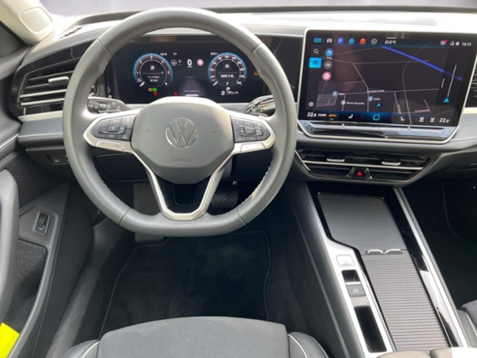 Volkswagen Passat Elegance
