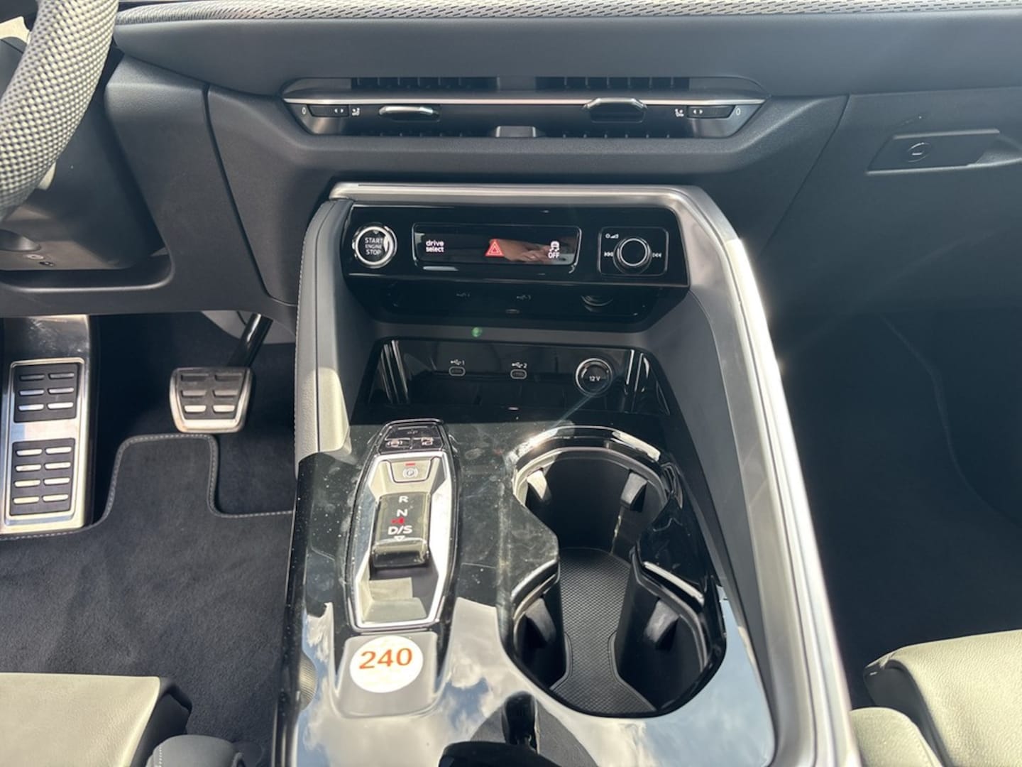 Bild über Audi Q5 SUV TDI quattro 150 kW S tronic - für weitere Informationen kontaktieren Sie den Audi Partner