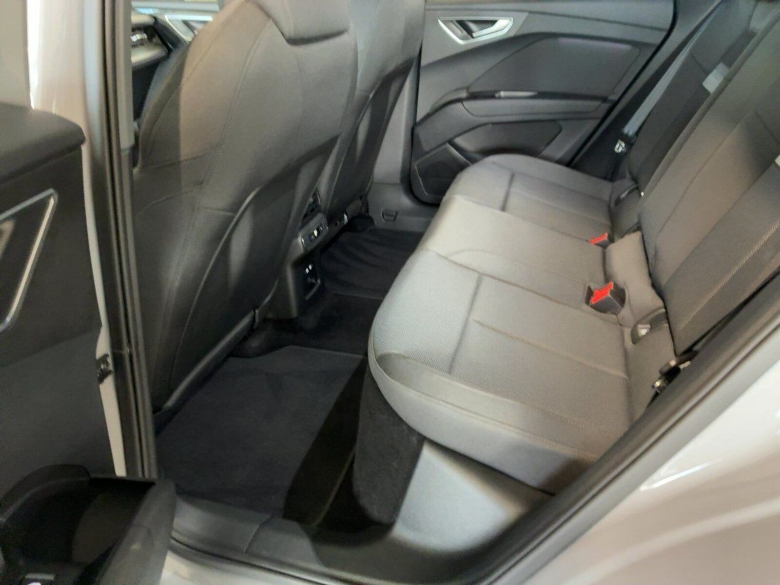 Audi Q4 Sportback e-tron – Bild 7
