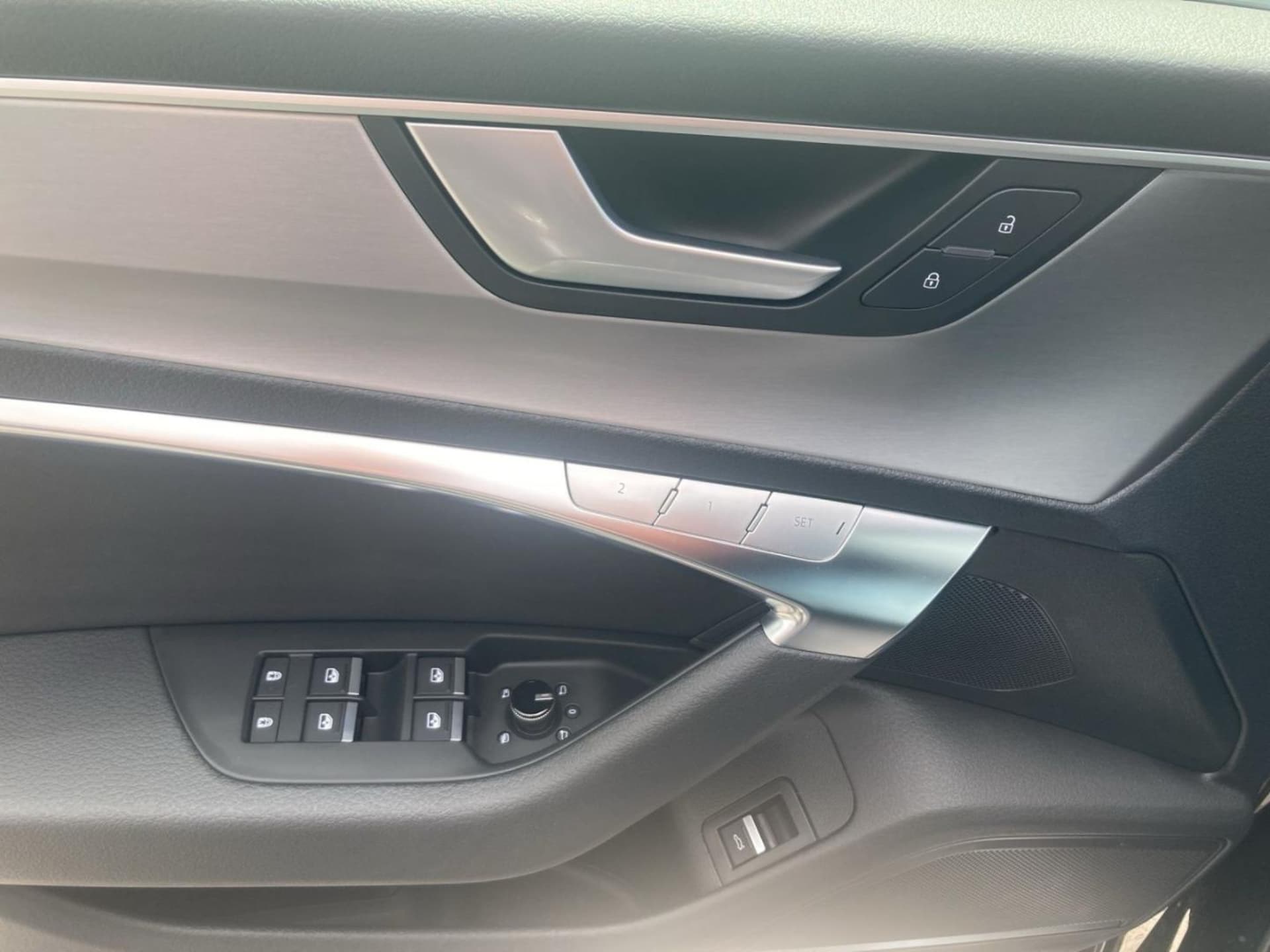 Audi S6 Avant