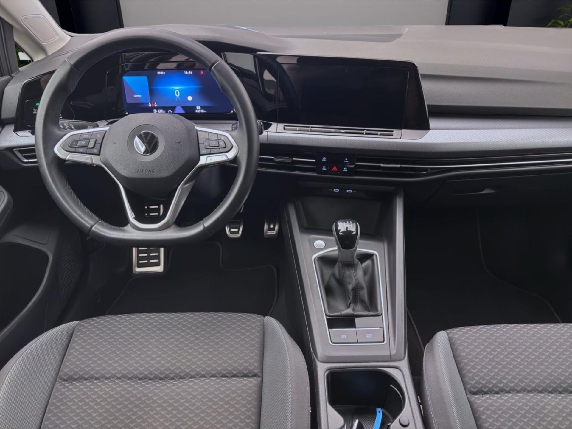 Volkswagen Golf Active