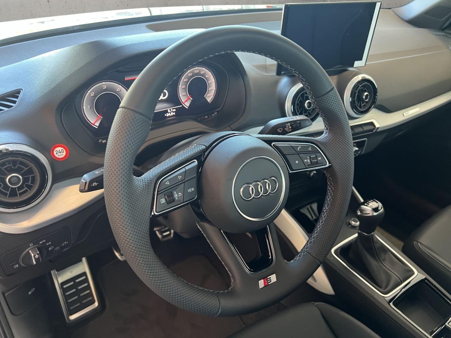 Bild über Audi Q2 30 TDI Schaltgetriebe - für weitere Informationen kontaktieren Sie den Audi Partner