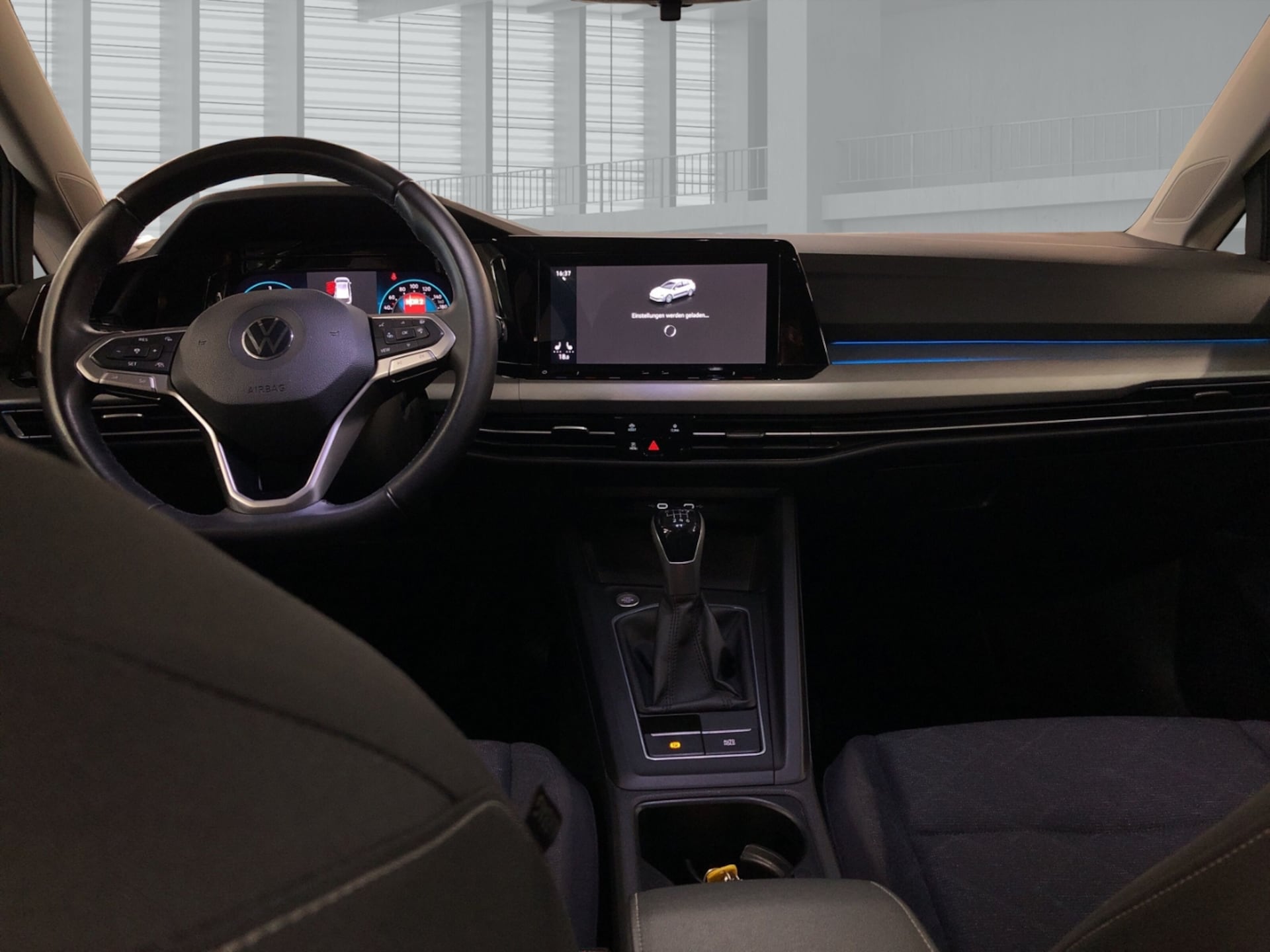 Volkswagen Golf Variant Life