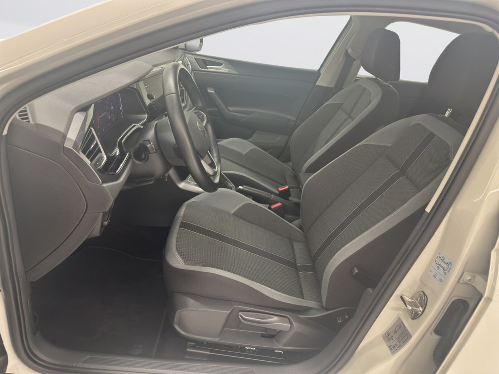 Volkswagen Polo – Bild 9