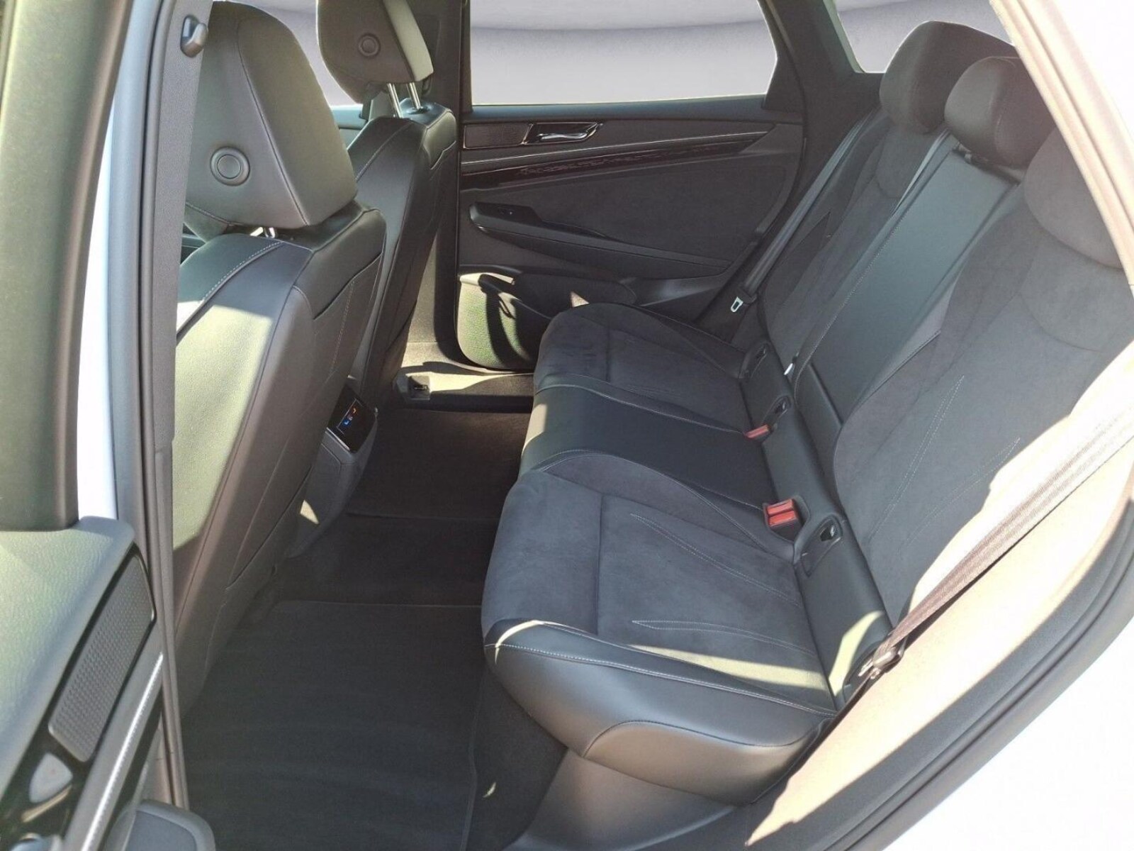 Volkswagen ID.7 Tourer – Bild 14