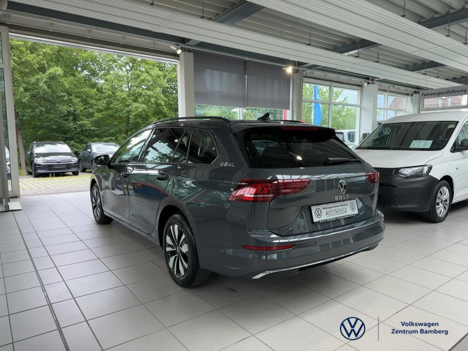 Volkswagen Golf Variant – Bild 2