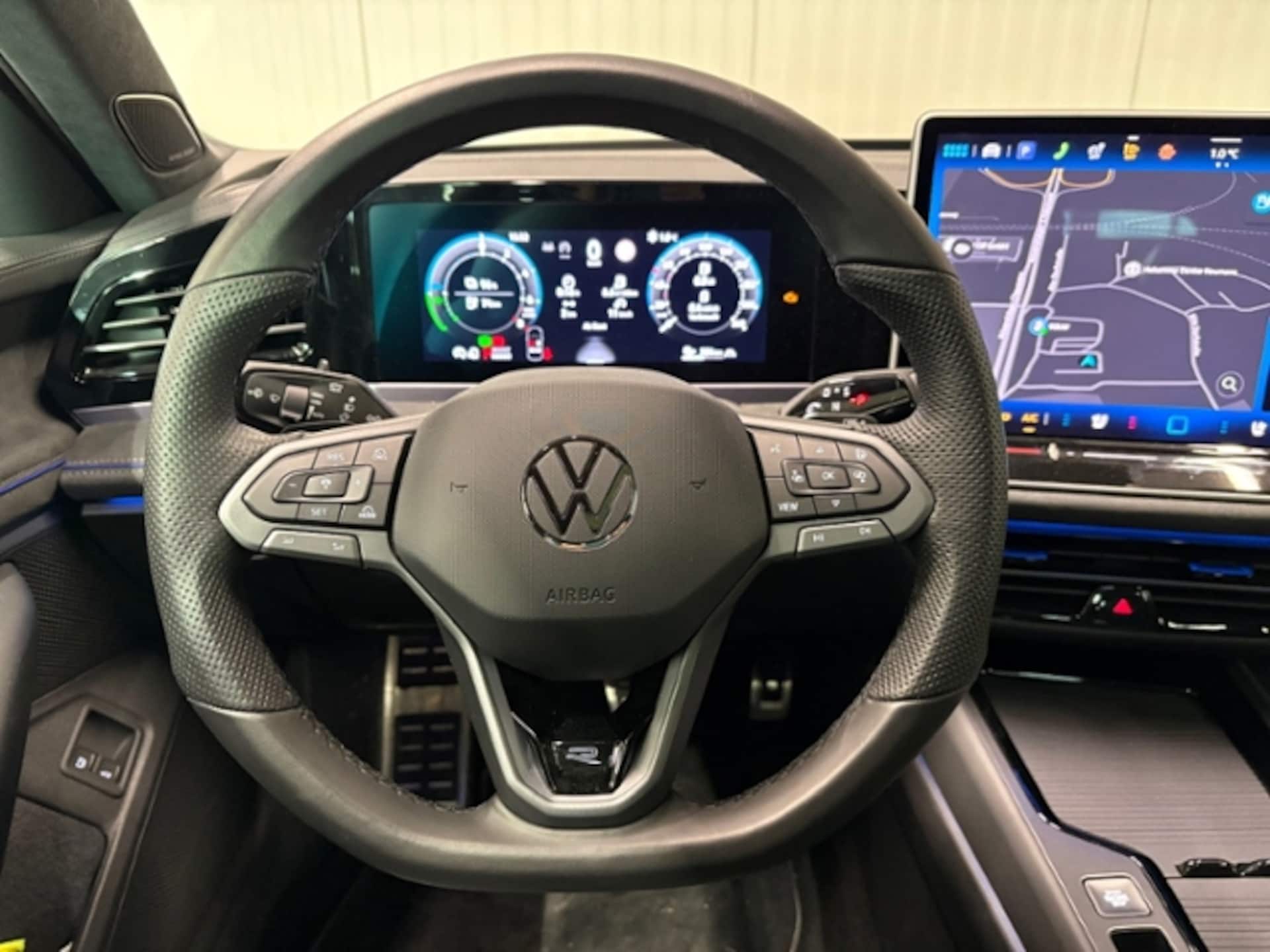 Volkswagen Passat R-Line