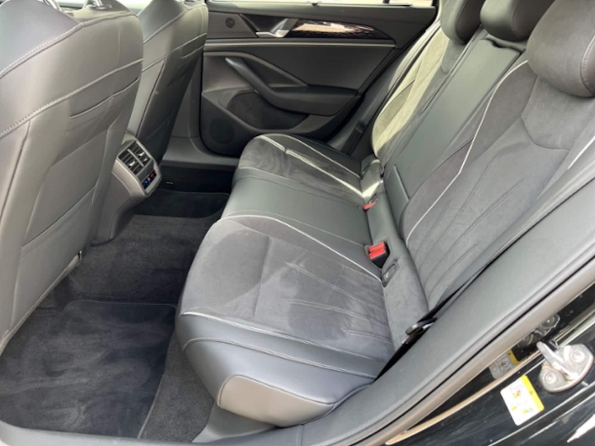 Volkswagen Passat Elegance