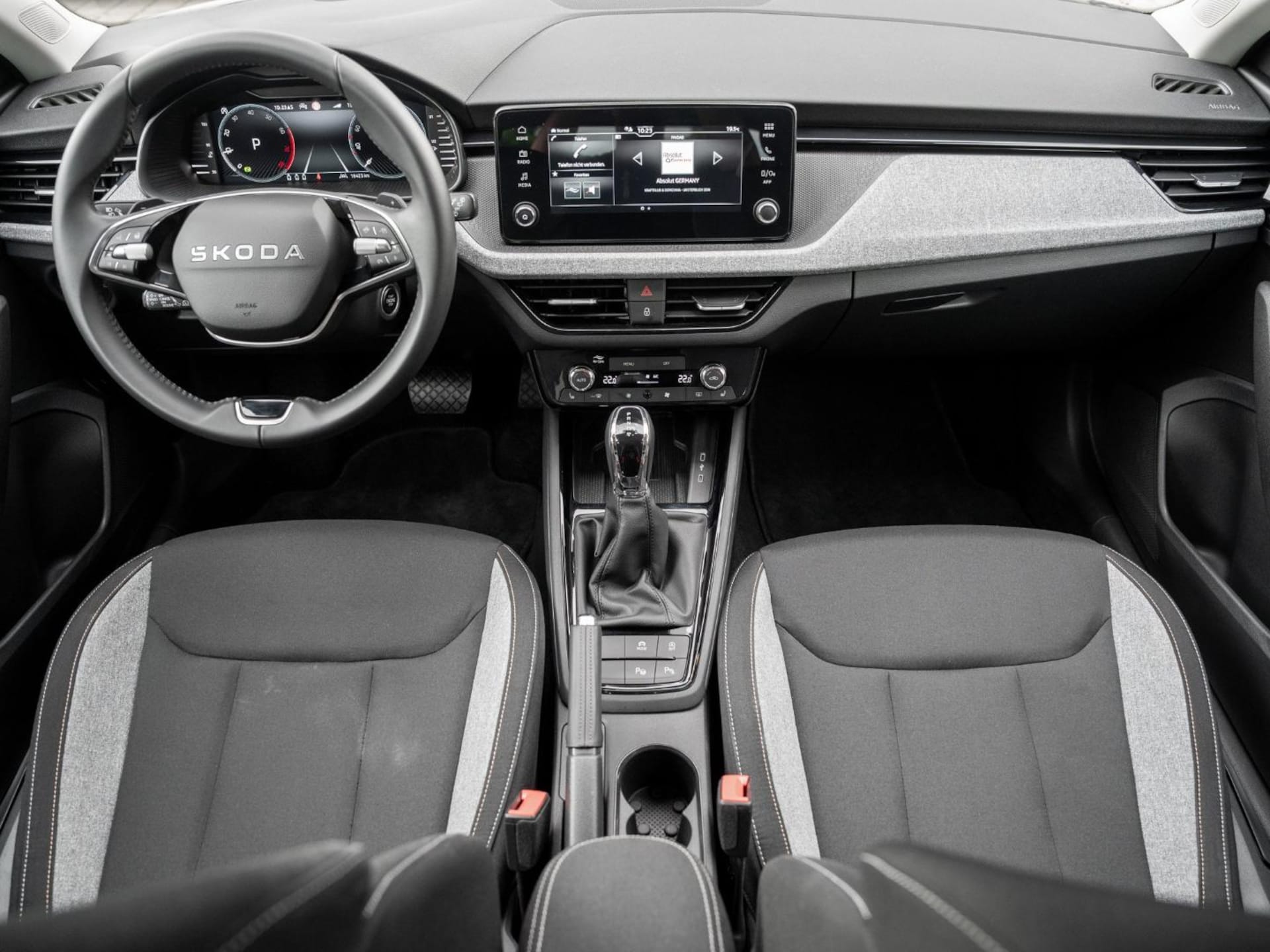 Skoda Scala Tour
