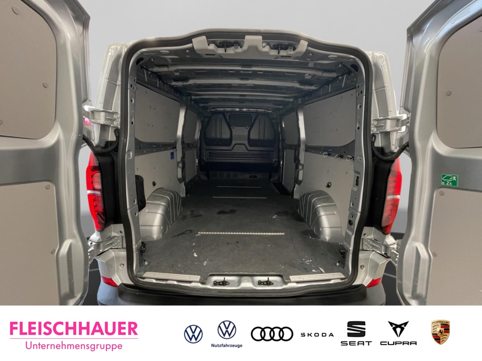 Volkswagen Transporter Kasten langer Radstand – Bild 6