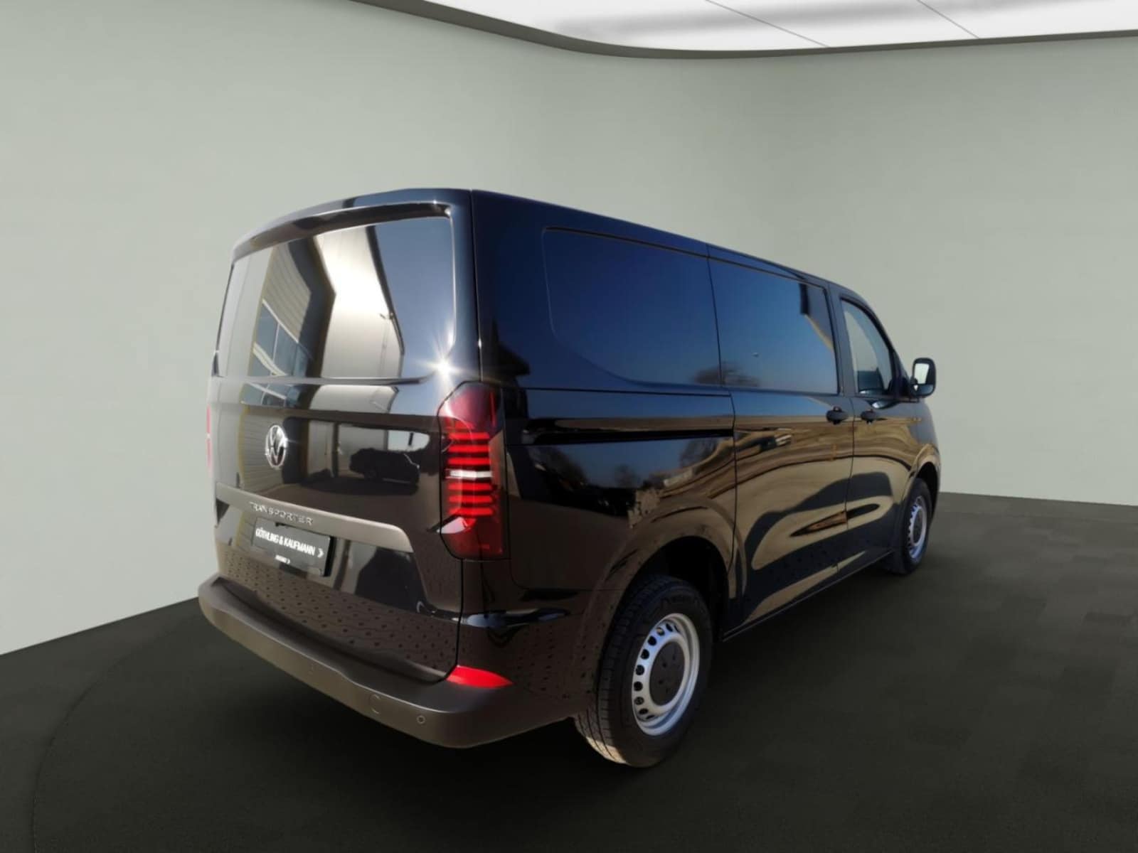 Volkswagen Transporter Kasten kurzer Radstand – Bild 6