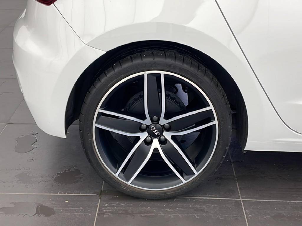 Image about Audi A1 Sportback Design Luxe 25 TFSI 70 kW (95 ch) 5 vitesses