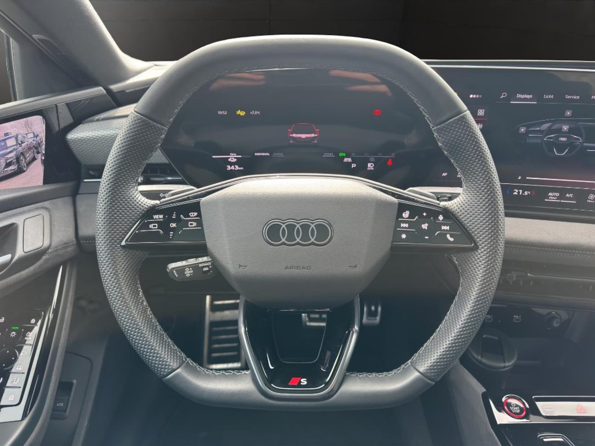 Audi A6 Avant e-tron edition one
