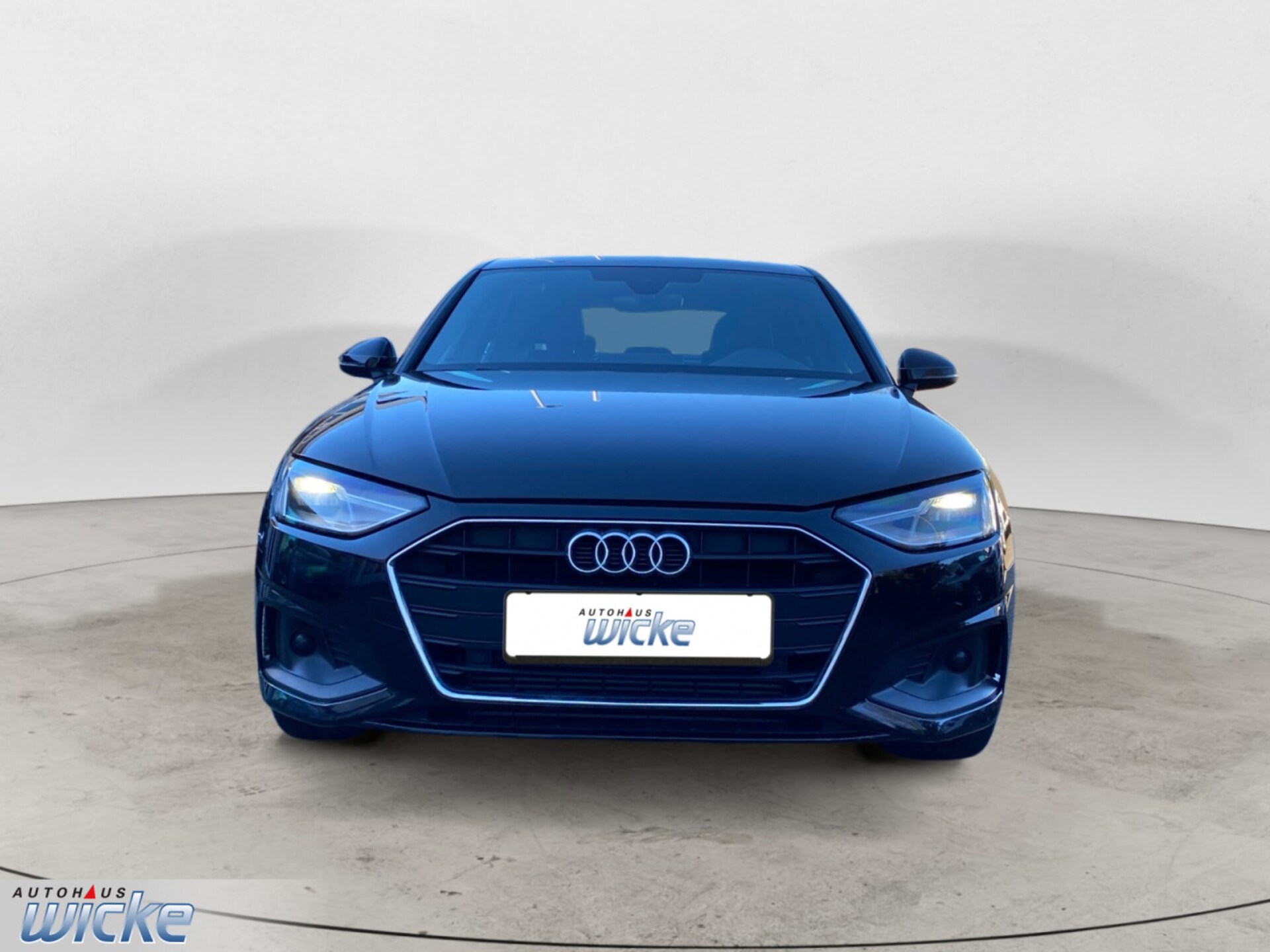 Audi A4 Limousine