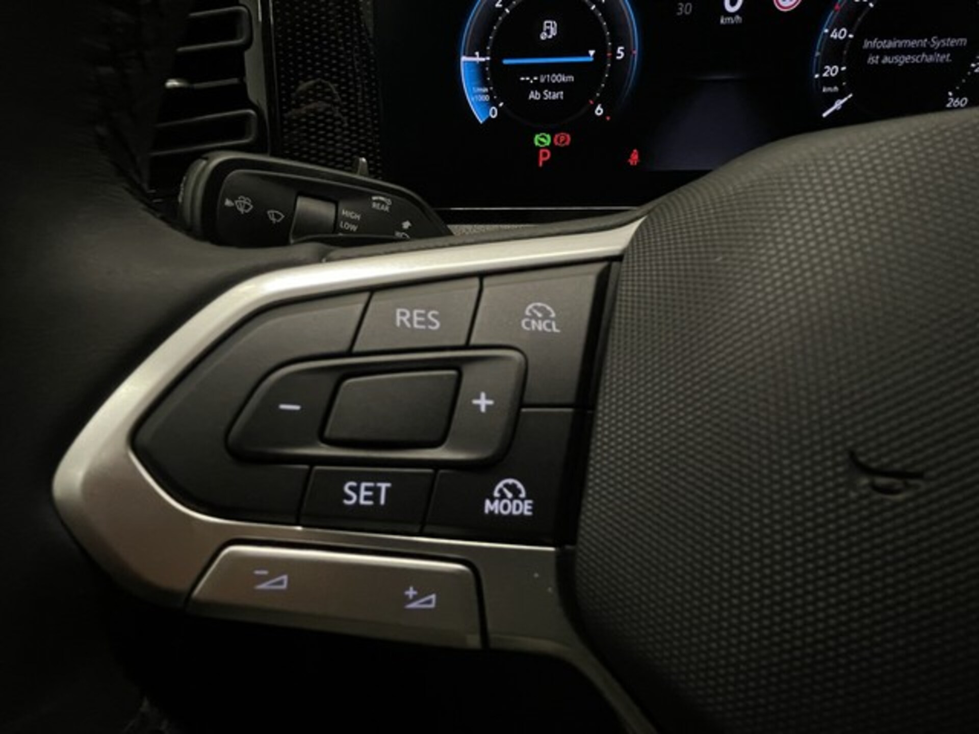 Volkswagen Tiguan Basis-Modell
