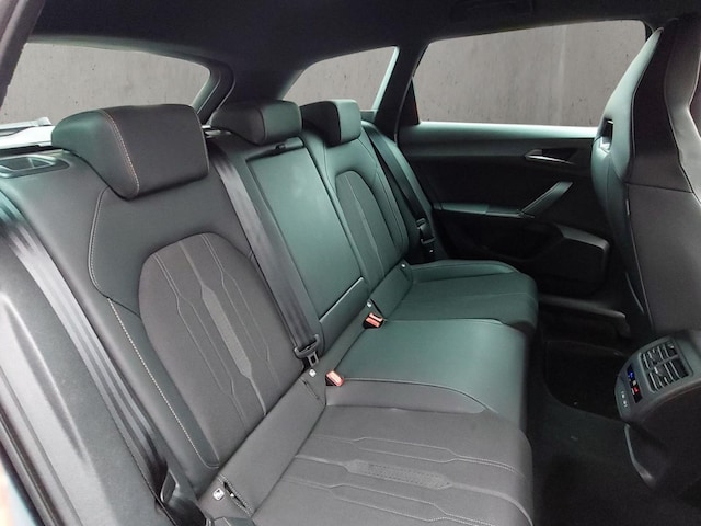 Bild des Autos 18