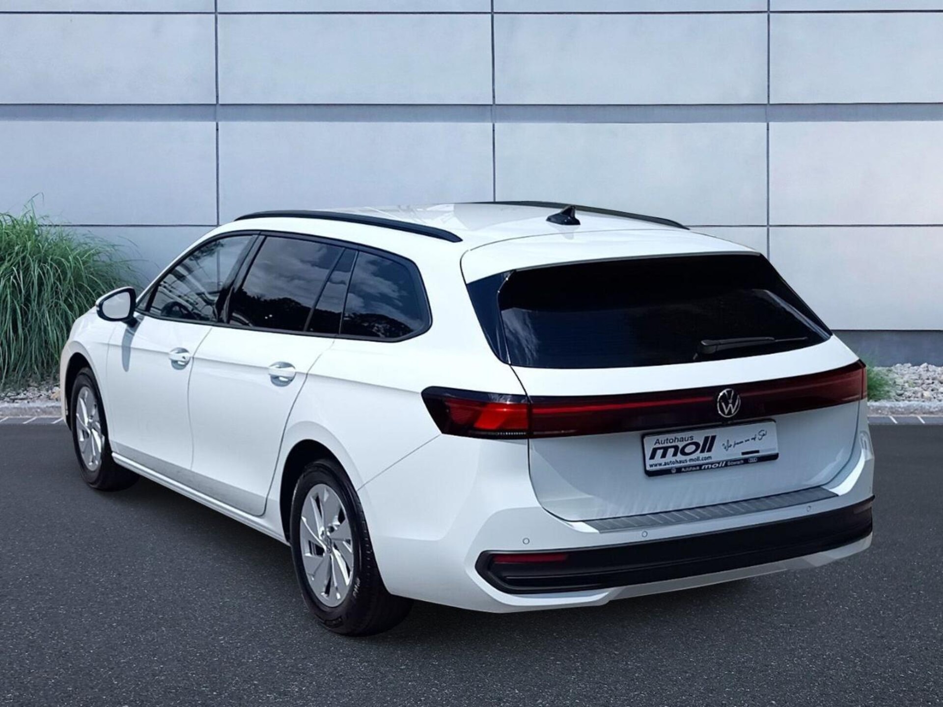 Volkswagen Passat Basis-Modell
