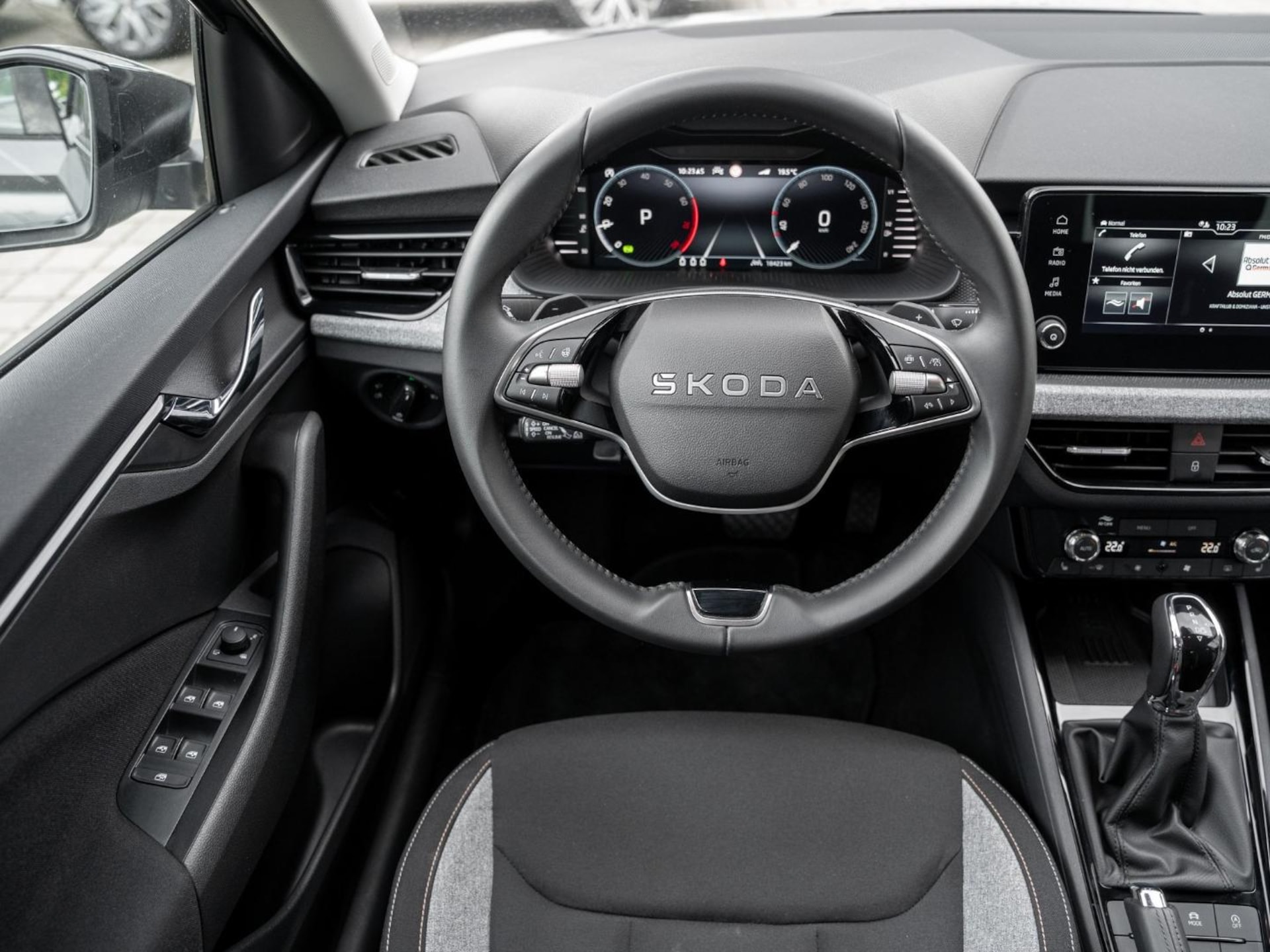Skoda Scala Tour