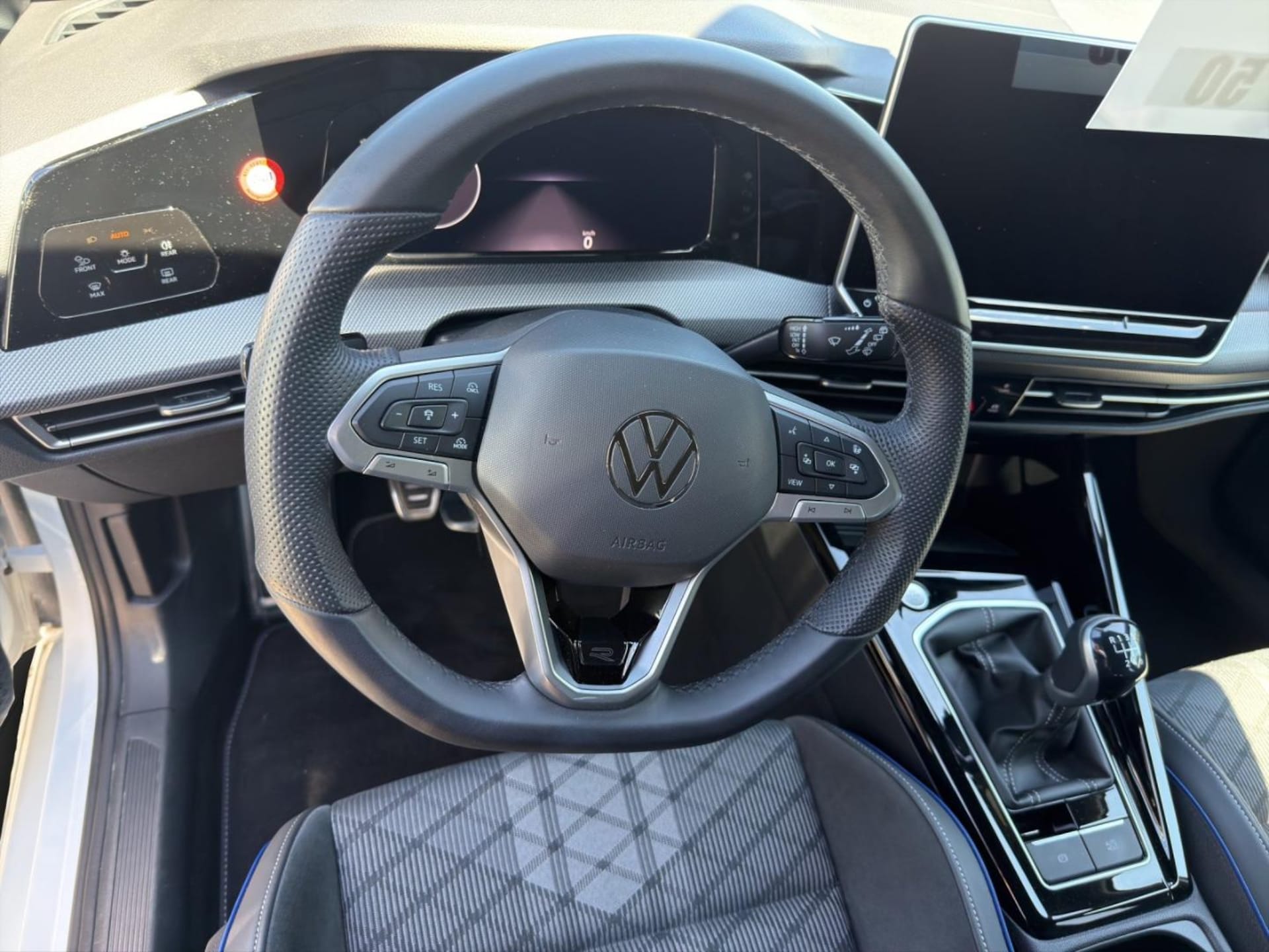 Volkswagen Golf Variant R-Line