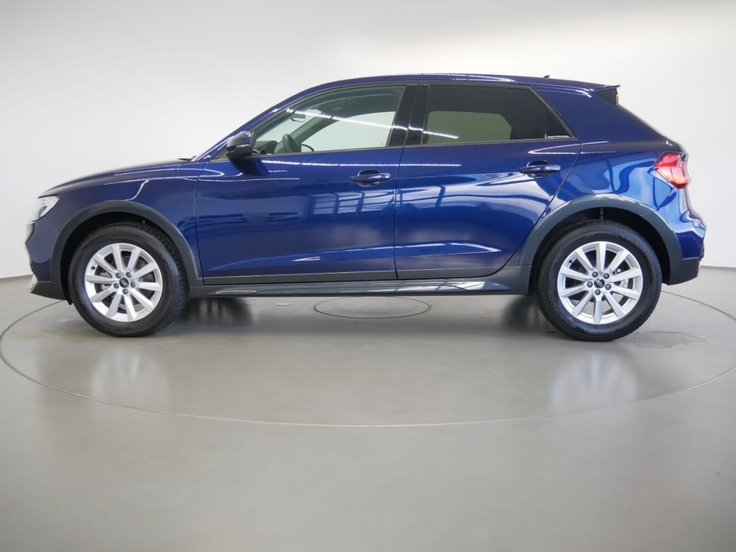 Bild über Audi A1 allstreet 30 TFSI S tronic - für weitere Informationen kontaktieren Sie den Audi Partner