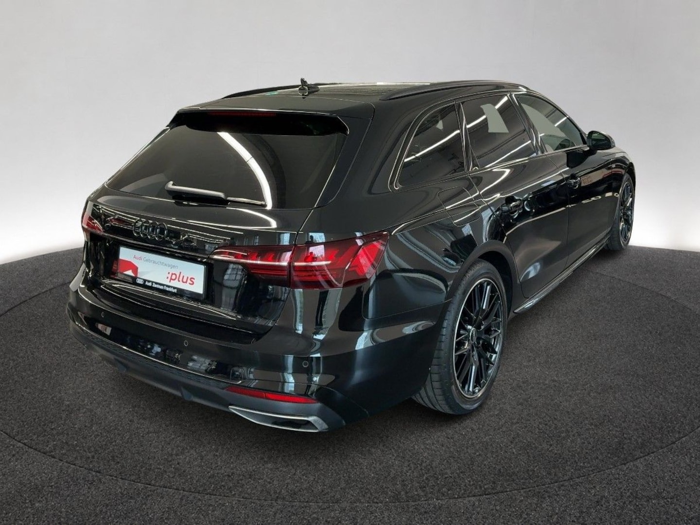 Bild über Audi A4 Avant S line 40 TFSI S tronic - für weitere Informationen kontaktieren Sie den Audi Partner