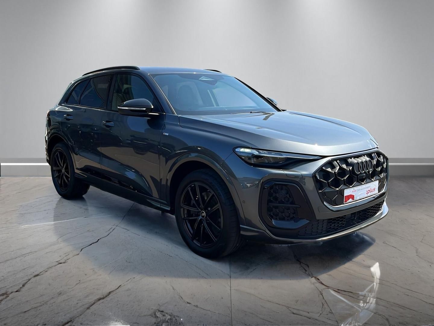 Bild über Audi Q5 SUV TDI quattro 150 kW S tronic - für weitere Informationen kontaktieren Sie den Audi Partner