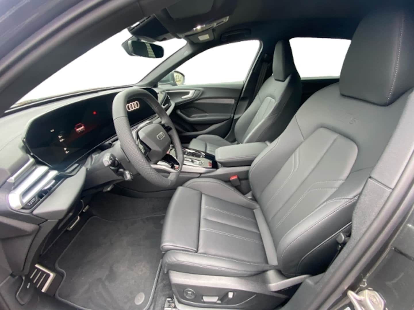 Bild über Audi A5 Avant TFSI S tronic - für weitere Informationen kontaktieren Sie den Audi Partner