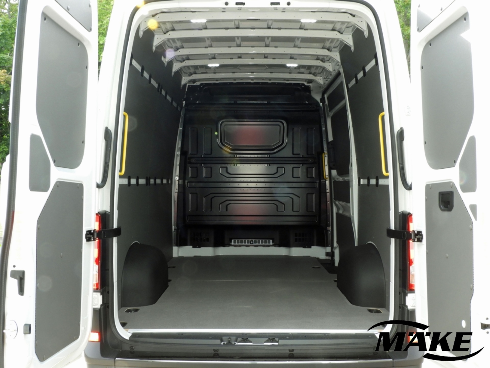 Volkswagen Crafter Kasten mittlerer Radstand