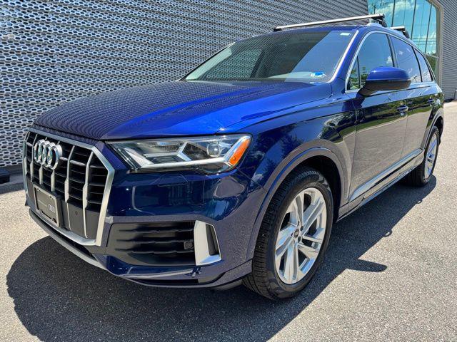 2023 Audi Q7 55 Premium quattro Tiptronic's photo
