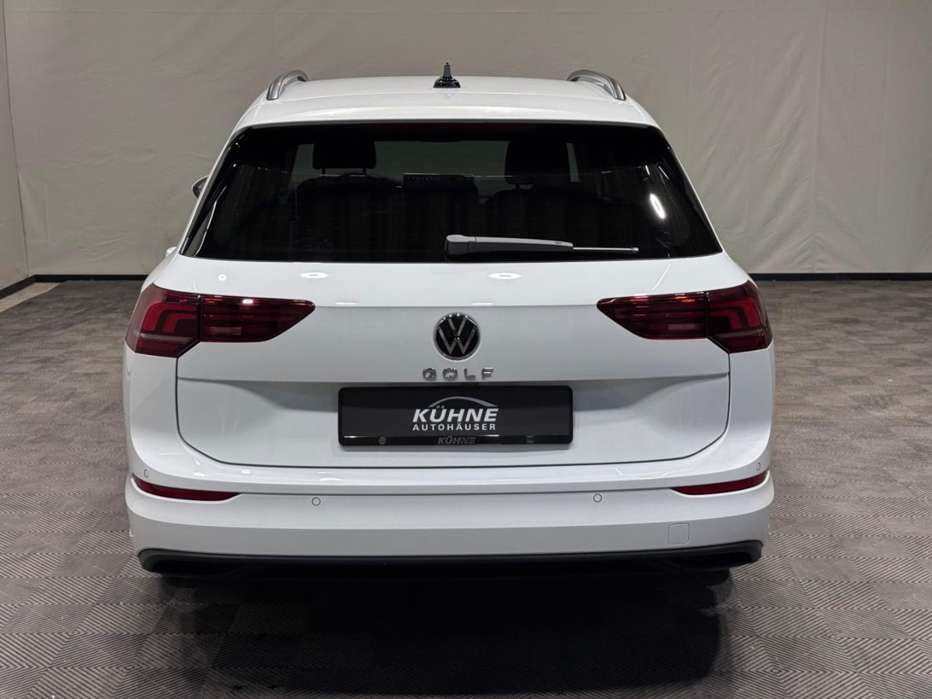 Volkswagen Golf Variant Life