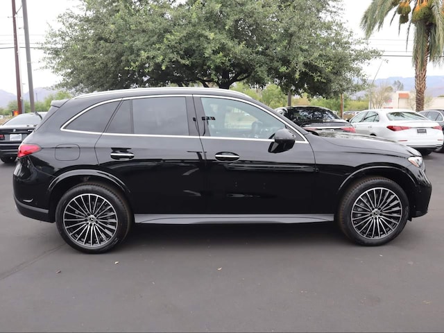 2026 Mercedes-Benz GLC 300