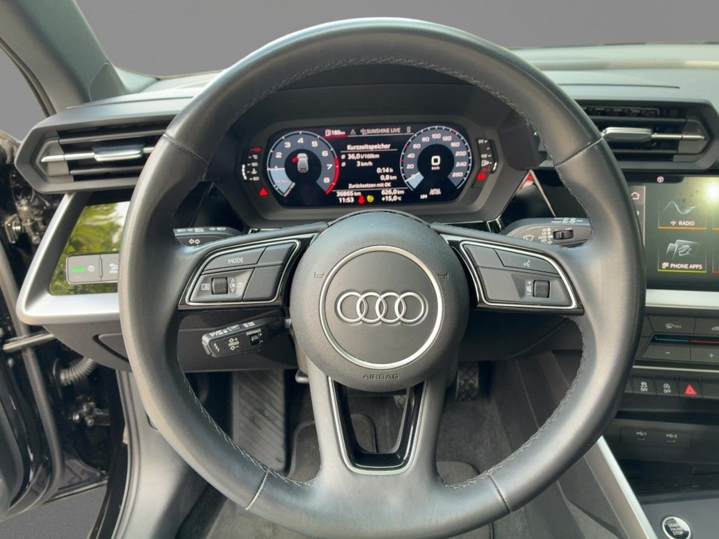 Bild über Audi A3 Sportback 30 TFSI Schaltgetriebe - für weitere Informationen kontaktieren Sie den Audi Partner
