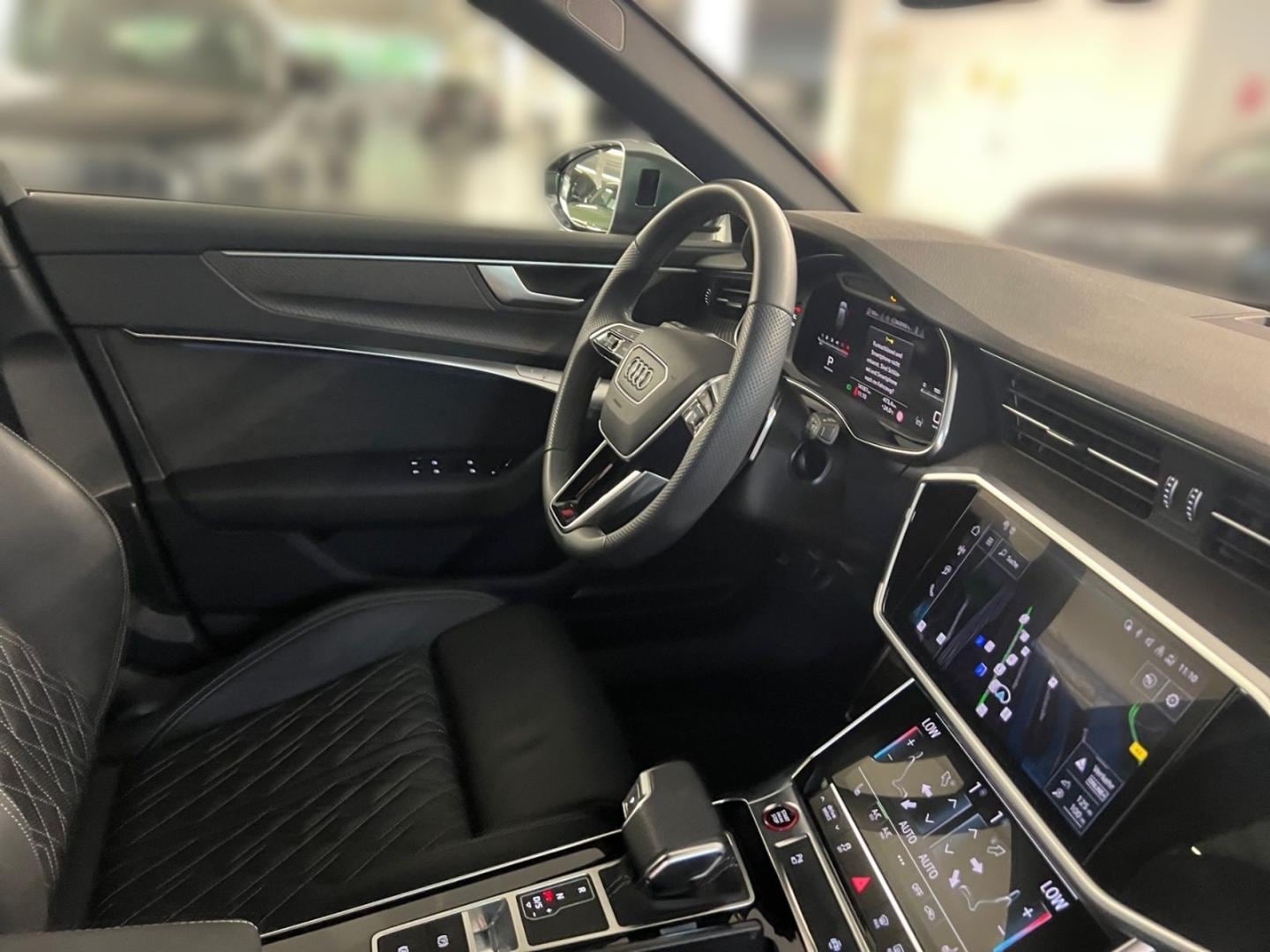Bild über Audi S6 Avant TDI quattro tiptronic - für weitere Informationen kontaktieren Sie den Audi Partner